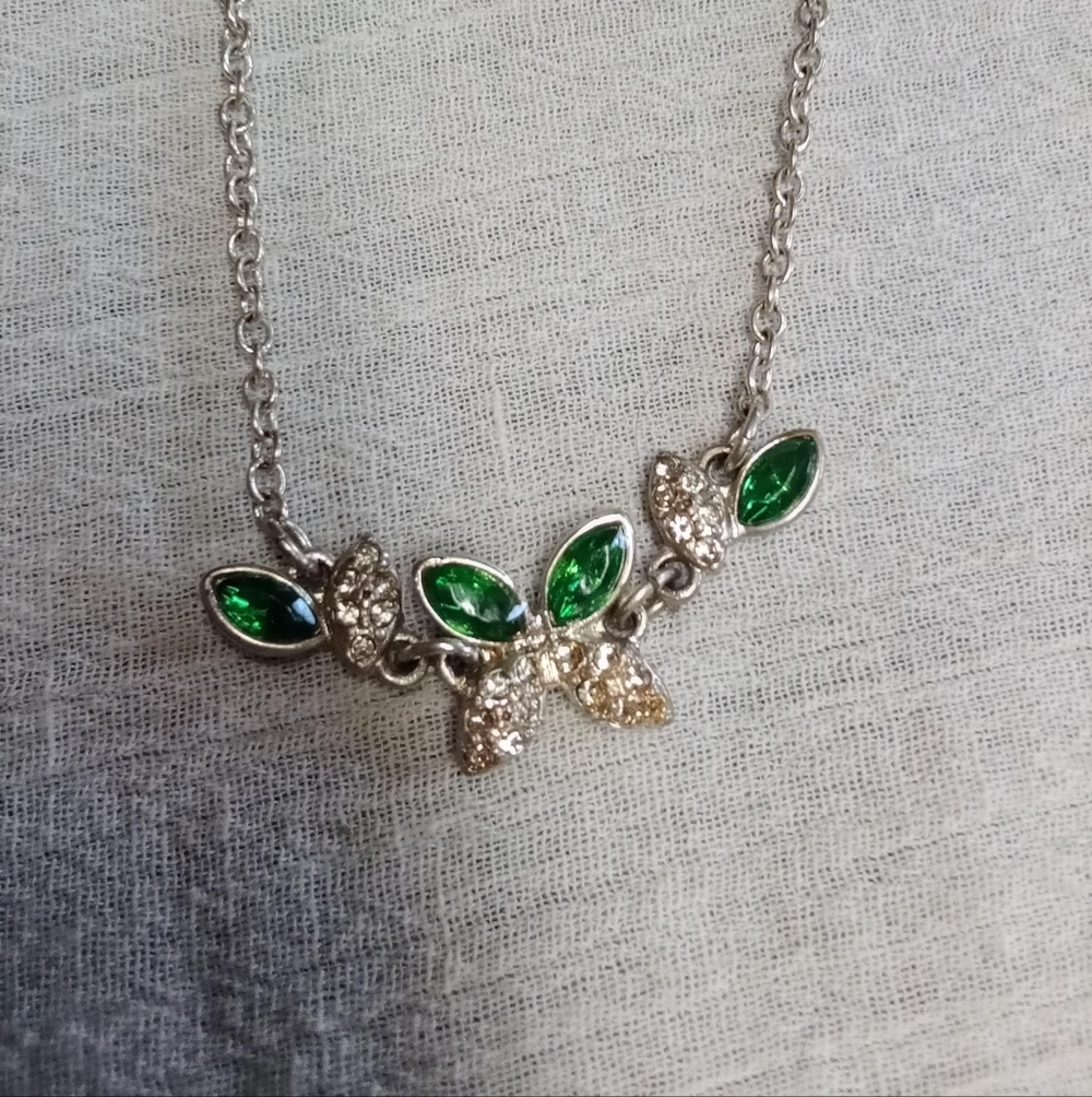 Vintage NRT Avon Flower Bracelet